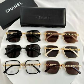 Picture of Chanel Sunglasses _SKUfw57302772fw